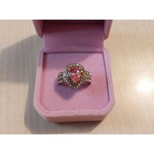 Beautiful 4.5 Ct. Pear Cut Pink & White Sapphire Cocktail Ring Sz 8